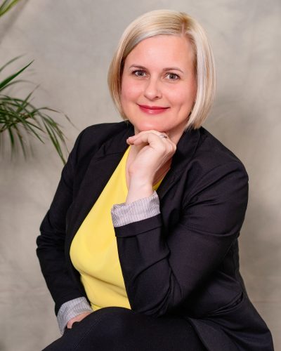 Hennel Éva